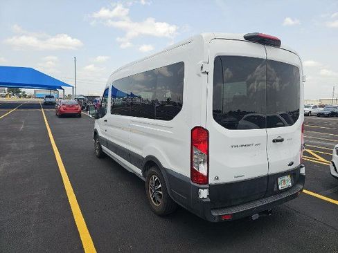 Used 2022 Ford Transit 350 XLT RWD image 4