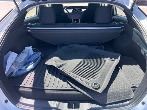 Certified 2022 Toyota Prius Prime LE FWD image 35
