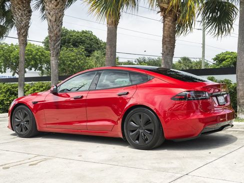 Used 2022 Tesla Model S AWD/4WD image 4