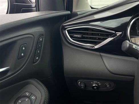 Used 2023 Buick Encore GX Essence w/ Experience Buick Package image 18