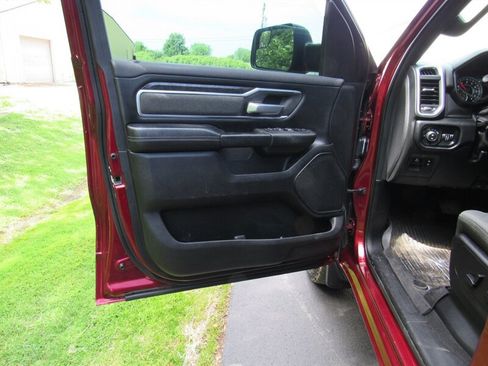 Used 2019 RAM 1500 Big Horn AWD/4WD image 16