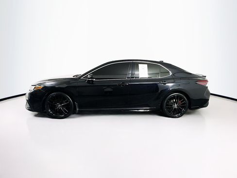 Used 2021 Toyota Camry XSE FWD image 4