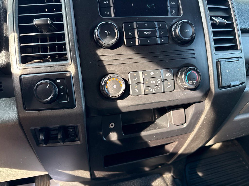 Used 2019 Ford F250 XL w/ Power Equipment Group AWD/4WD image 31