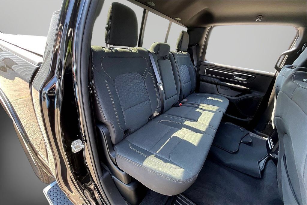 Used 2025 RAM 1500 Big Horn AWD/4WD image 26