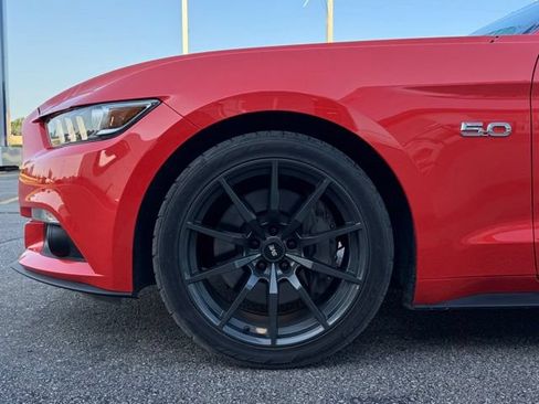 Used 2015 Ford Mustang GT Premium w/ Equipment Group 401A RWD image 32