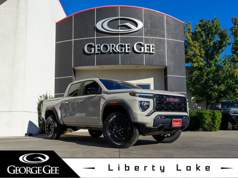 Used 2026 GMC Canyon Elevation w/ Convenience Package AWD/4WD image 1