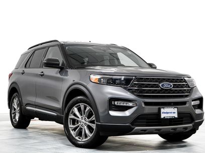 Certified 2023 Ford Explorer XLT w/ Equipment Group 202A