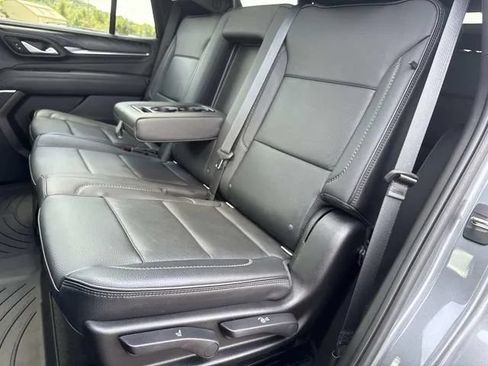 Used 2021 GMC Yukon Denali w/ Denali Premium Package AWD/4WD image 23