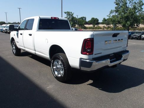 New 2025 RAM 3500 Big Horn image 6