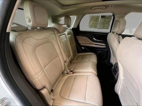 Used 2020 Lincoln Corsair FWD w/ Premium Package image 20