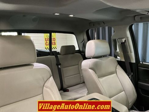 Used 2017 GMC Sierra 1500 SLE w/ SLE Value Package AWD/4WD image 39