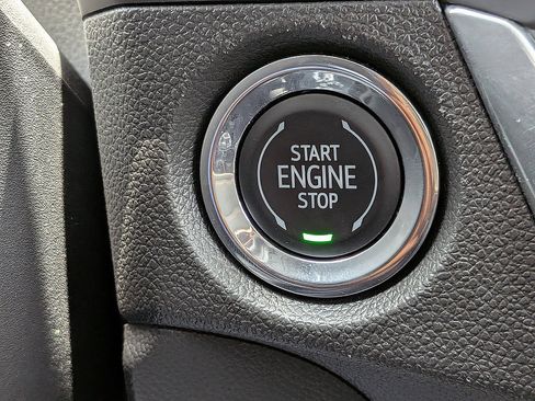 Certified 2024 Buick Encore GX Preferred FWD image 47