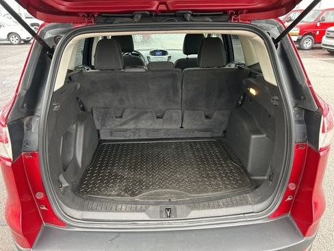Used 2015 Ford Escape SE image 23