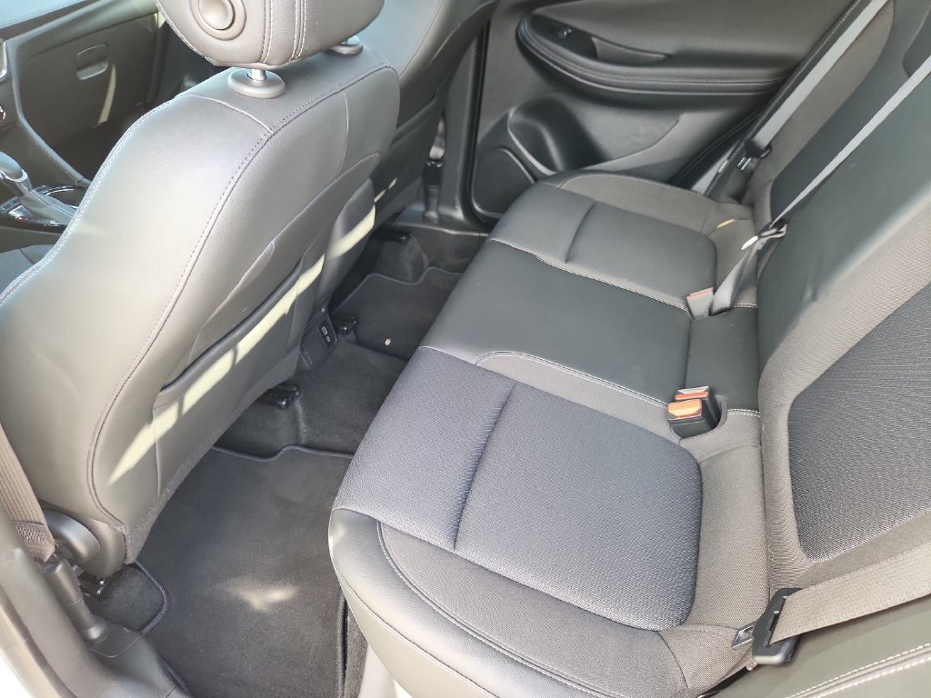 Used 2025 Buick Encore GX Preferred AWD/4WD image 10