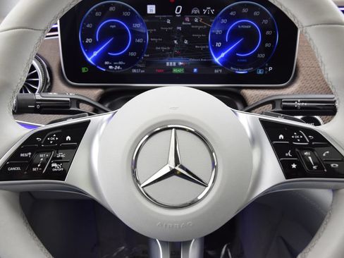 Used 2023 Mercedes-Benz EQE 350+ Sedan image 23