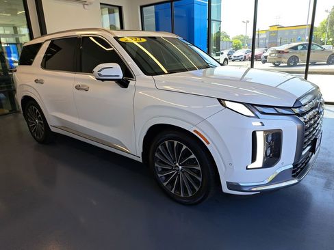 Used 2023 Hyundai Palisade Calligraphy AWD/4WD image 8