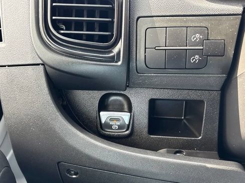 Used 2023 RAM ProMaster 3500 FWD image 17