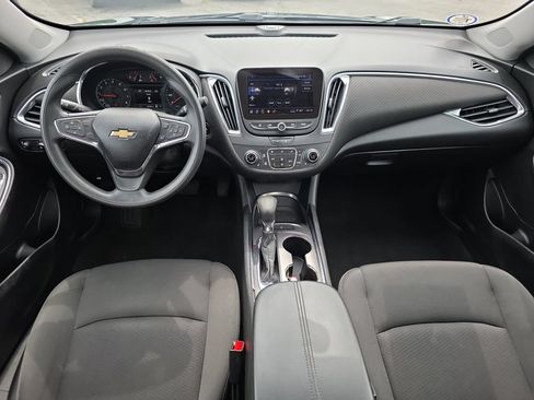 Used 2021 Chevrolet Malibu LT FWD image 26