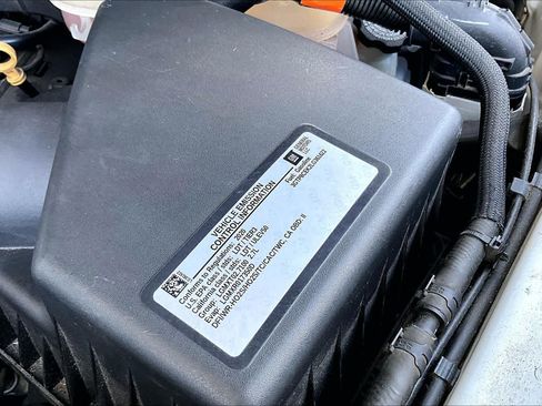 Used 2020 GMC Sierra 1500 Elevation RWD image 33