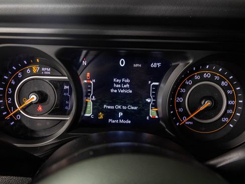 New 2026 Jeep Gladiator Sport AWD/4WD image 33