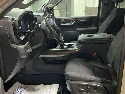 Used 2023 Chevrolet Silverado 1500 LT Trail Boss image 11