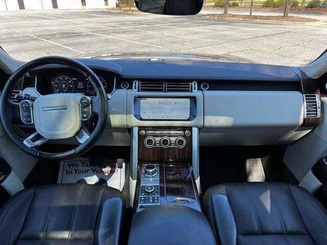 Used 2017 Land Rover Range Rover HSE AWD/4WD image 28