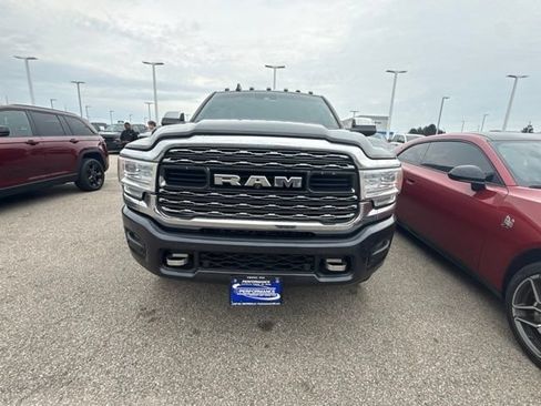 Used 2020 RAM 2500 Limited AWD/4WD image 14