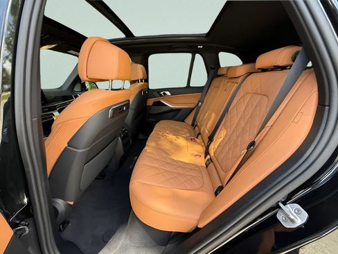 New 2026 BMW X5 xDrive40i AWD/4WD image 22