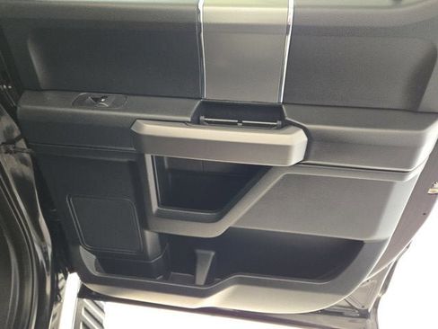 Used 2015 Ford F150 XLT w/ Equipment Group 302A Luxury image 8