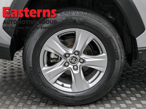 Used 2024 Toyota RAV4 XLE image 28