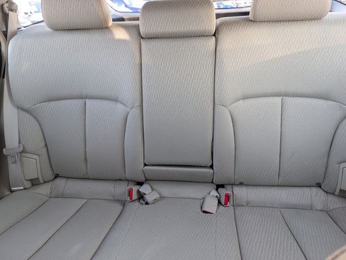 Used 2012 Subaru Outback 2.5i AWD/4WD image 13