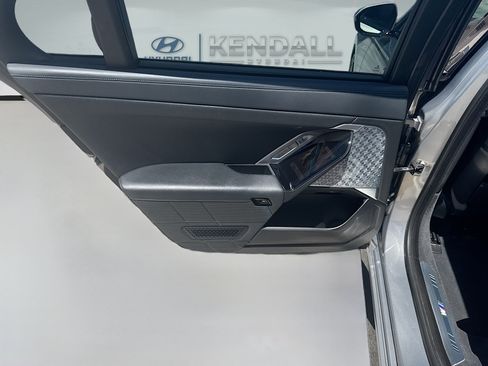 Used 2023 BMW i7 xDrive60 AWD/4WD image 24