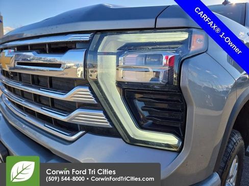 Used 2025 Chevrolet Silverado 3500 High Country w/ Technology Package image 4