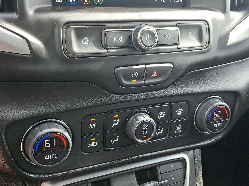 Used 2023 GMC Terrain SLE FWD image 19