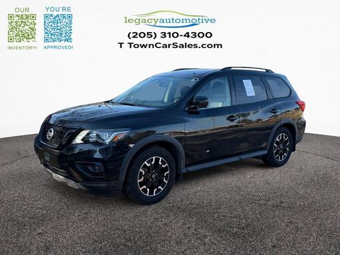 Used 2020 Nissan Pathfinder SL image 2