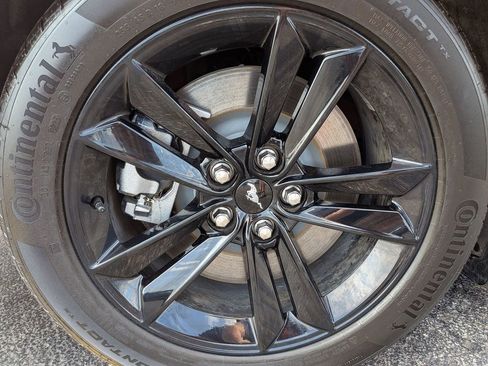 Used 2025 Ford Mustang GT RWD image 24