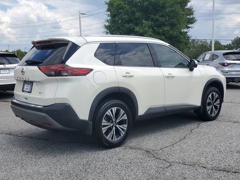 Used 2021 Nissan Rogue SV w/ Premium Package FWD image 5