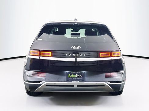 Used 2024 Hyundai Ioniq 5 SE RWD image 7