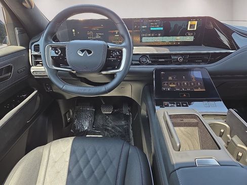 Used 2025 INFINITI QX80 Autograph AWD/4WD image 22