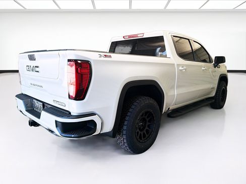 Used 2025 GMC Sierra 1500 Elevation w/ LPO, Elevation Black Package AWD/4WD image 4
