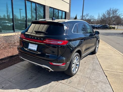 Used 2017 Lincoln MKC Select w/ Select Plus Package image 4