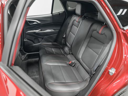 Used 2025 Chevrolet Trax RS w/ Driver Confidence Package image 26