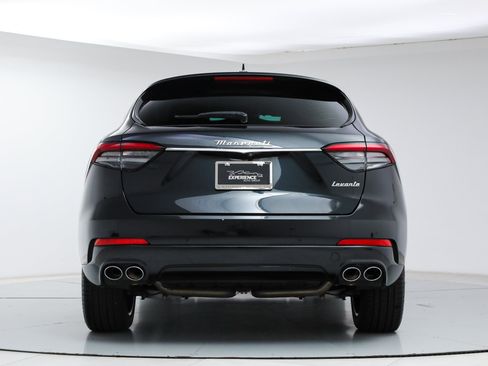 Certified 2023 Maserati Levante GT AWD/4WD image 4