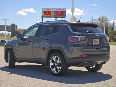 Used 2019 Jeep Compass Limited image 16