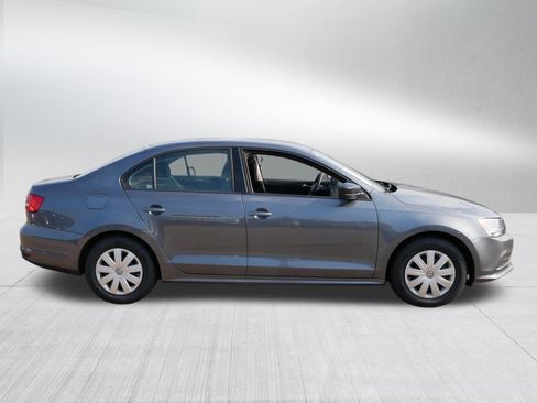 Used 2015 Volkswagen Jetta S FWD image 8
