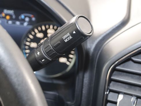 Used 2018 Ford F150 XLT AWD/4WD image 7
