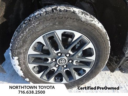 Used 2023 Toyota Sequoia Limited image 14