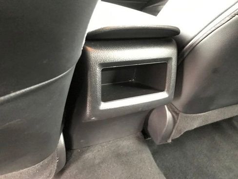 Used 2022 Toyota Camry SE image 18