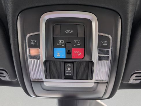 New 2026 RAM 1500 Laramie AWD/4WD image 25