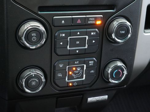 Used 2013 Ford F150 XLT w/ Luxury Equipment Group image 12